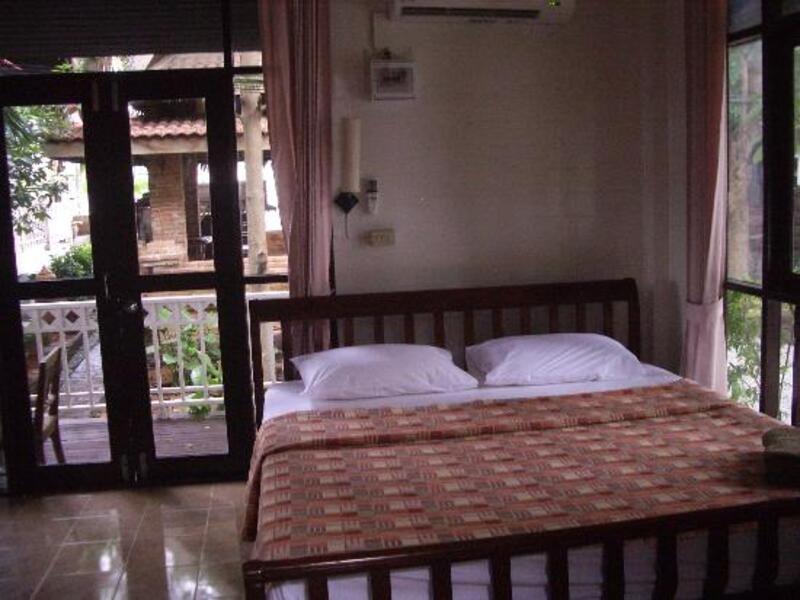 The Old Palace Resort Klong Sa Bua Аюттхая Экстерьер фото
